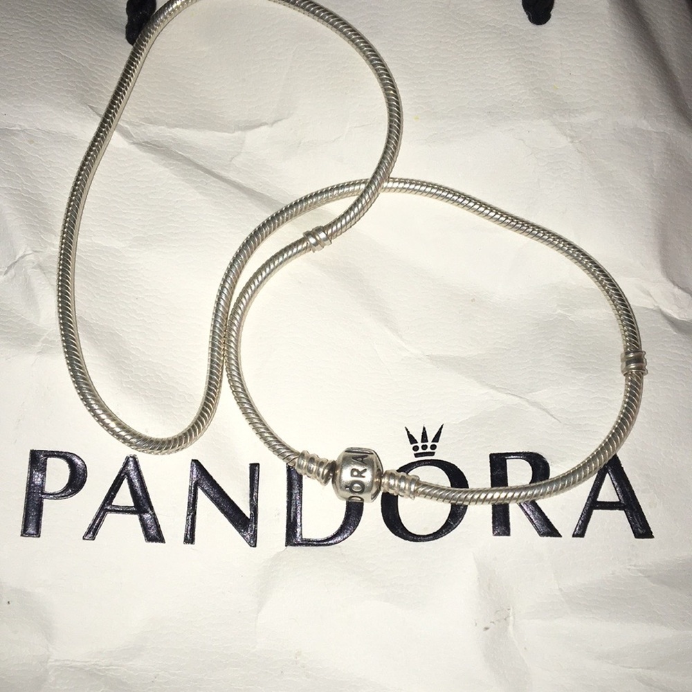 PANDORA NECKLACE —RARE